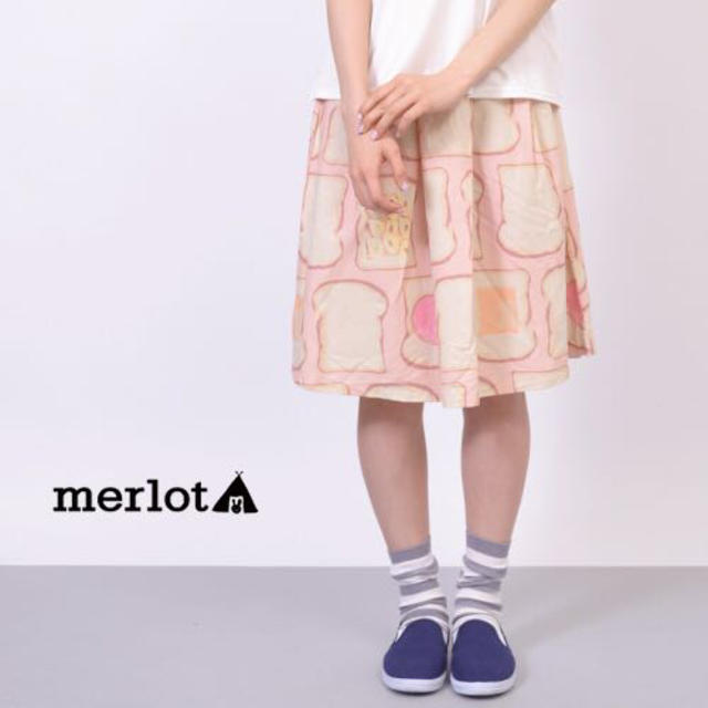 merlot(メルロー)のメルロー しょくぱん柄スカート ベージュ レディースのスカート(ひざ丈スカート)の商品写真