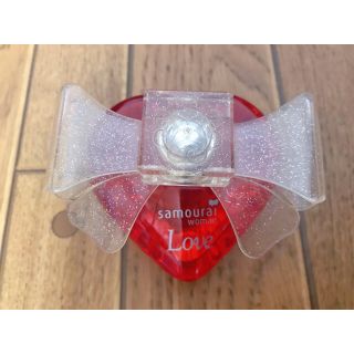 サムライ(SAMOURAI)の【美品】サムライウーマン ラブ 40ml(香水(女性用))