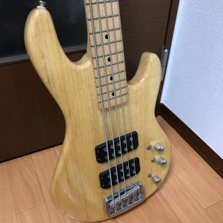 フェンダー(Fender)のG&L L-2500 5弦ベース(エレキベース)