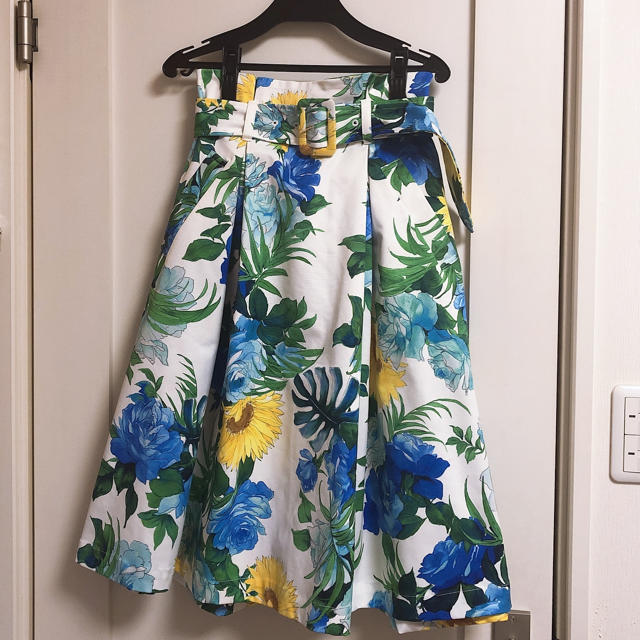 And Couture(アンドクチュール)の美品スカート レディースのスカート(ひざ丈スカート)の商品写真