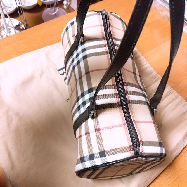 BURBERRY(バーバリー)のBurberry鞄 レディースのバッグ(ハンドバッグ)の商品写真