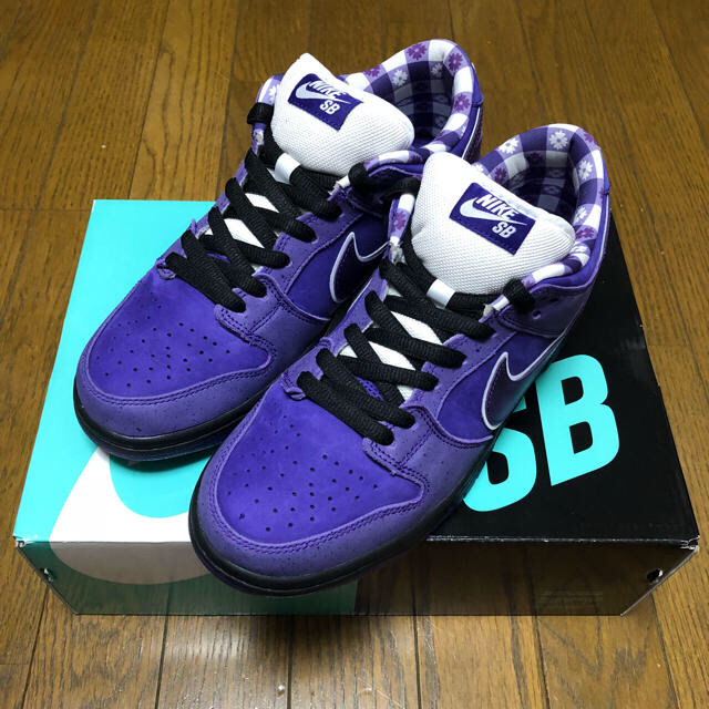 NIKE(ナイキ)のNIKE SB DUNK LOW PURPLE LOBSTER メンズの靴/シューズ(スニーカー)の商品写真