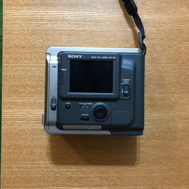 SONY(ソニー)のSONY マビカ MVC-FD5 スマホ/家電/カメラのカメラ(コンパクトデジタルカメラ)の商品写真