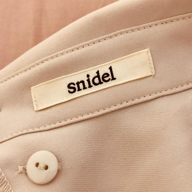 SNIDEL(スナイデル)のスナイデルビジューワンピ レディースのワンピース(ミニワンピース)の商品写真