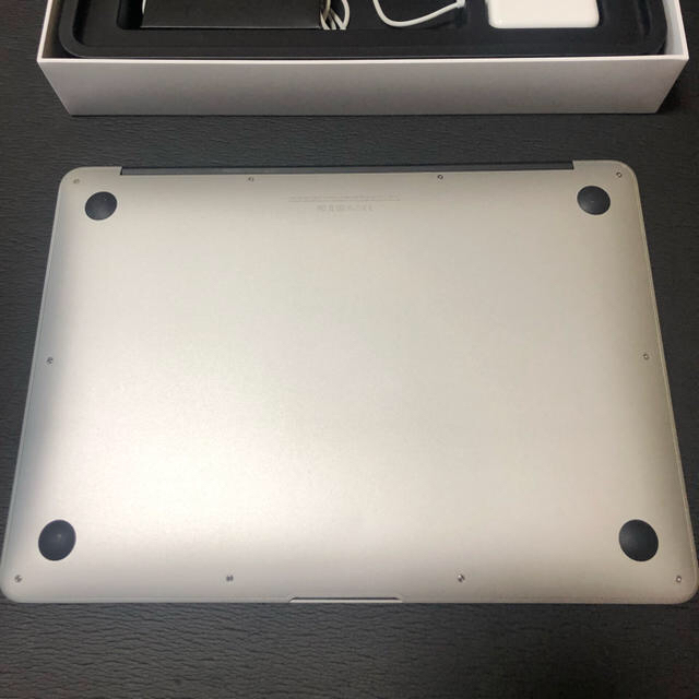 正規品新品 【極美品】MacBook Air 13.3 2017 放電回数24回！