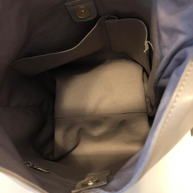 ear PAPILLONNER(イアパピヨネ)のear PAPILLONNER トライアングルワンハンドルバッグ 美品 レディースのバッグ(ショルダーバッグ)の商品写真