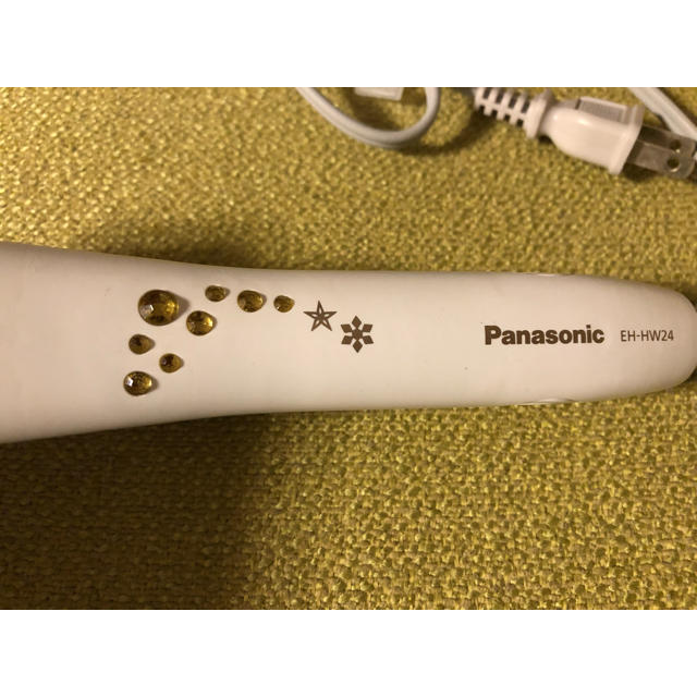 Panasonic(パナソニック)のパナソニック ヘアアイロン ミニコテ 限定カラー スマホ/家電/カメラの美容/健康(ヘアアイロン)の商品写真