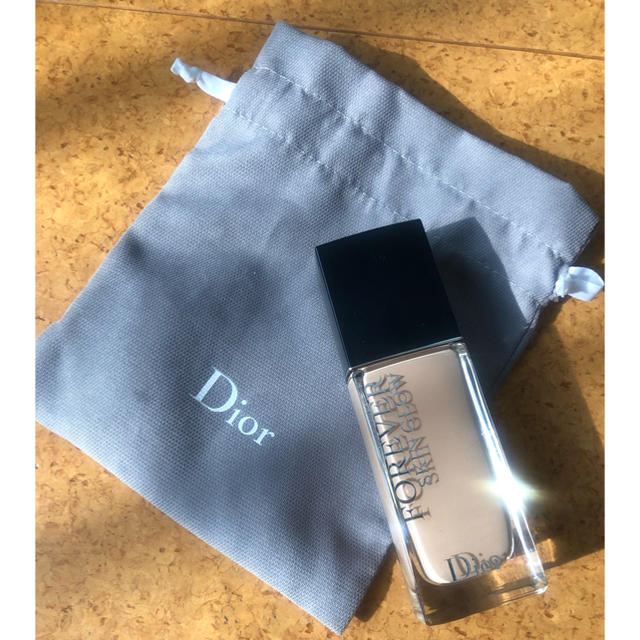 Dior ディオール スキン フォーエバー フルイド グロウ