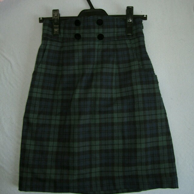F i.n.t(フィント)のバックリボンチェックタイトスカート レディースのスカート(ひざ丈スカート)の商品写真
