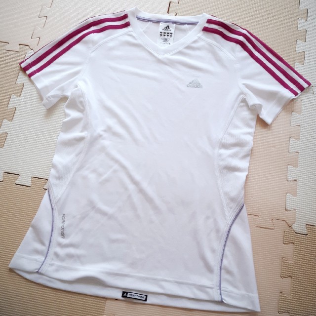 adidas(アディダス)のadidas スポーツウェア Tシャツ M レディースのトップス(Tシャツ(半袖/袖なし))の商品写真