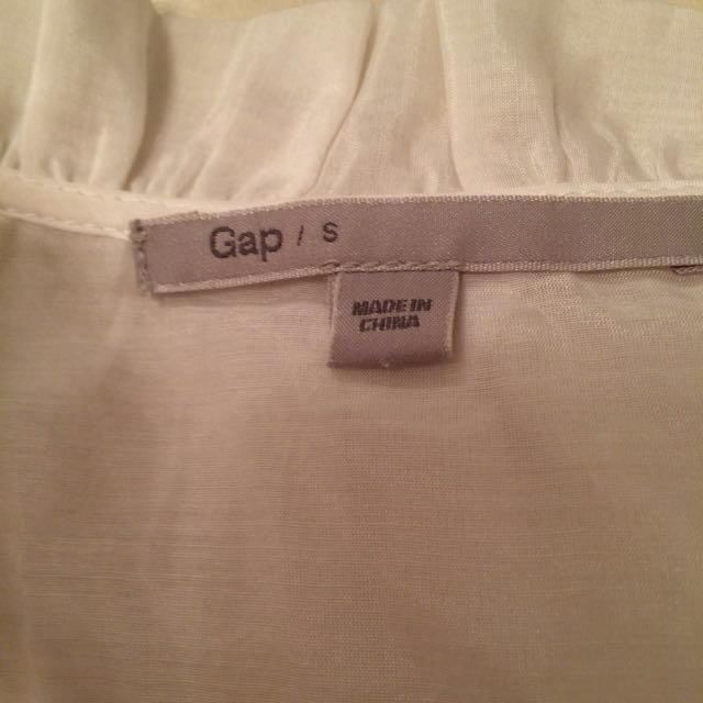 GAP(ギャップ)のGAP♡GAPに見えないフリルトップス♡ レディースのトップス(Tシャツ(半袖/袖なし))の商品写真