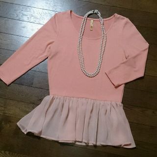 ロイヤルパーティー(ROYAL PARTY)のロイパ 👕シフォンぺプラムトップス(カットソー(長袖/七分))