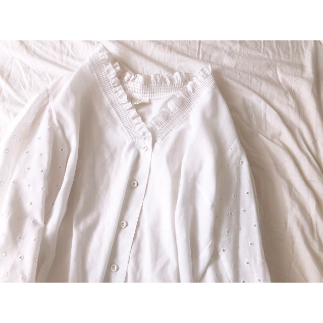 Lochie(ロキエ)のcotton blouse レディースのトップス(シャツ/ブラウス(長袖/七分))の商品写真
