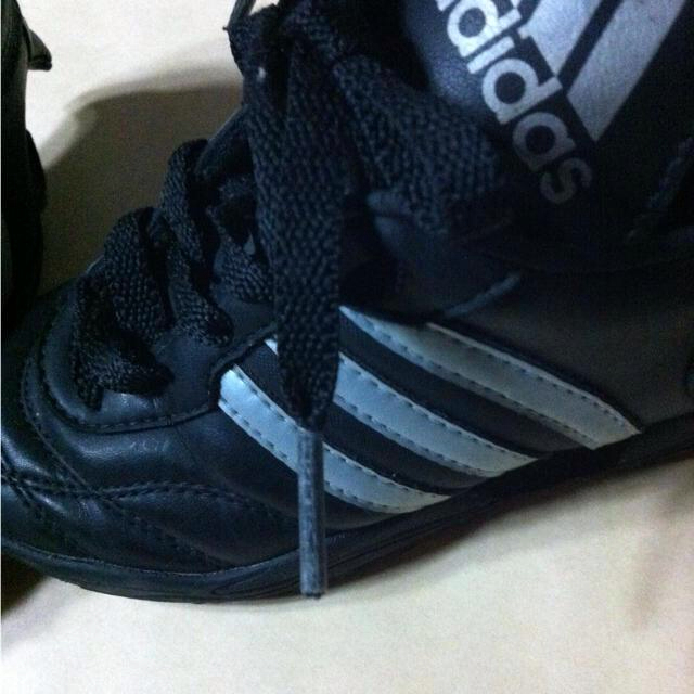 adidas(アディダス)のadidas サッカーシューズ♪ キッズ/ベビー/マタニティのキッズ靴/シューズ(15cm~)(その他)の商品写真