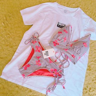 ビラボン(billabong)の今季新品タグ付き♡ビラボンビキニ♡水着ストライプフラワープリント花柄(水着)