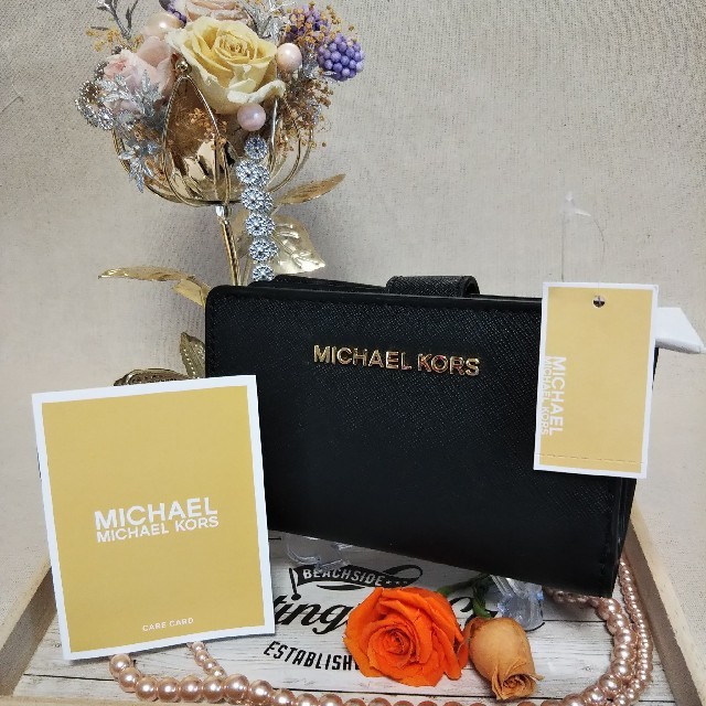 MICHAEL KORS【マイケルコース】二つ折り財布 ブラック 無地 新品