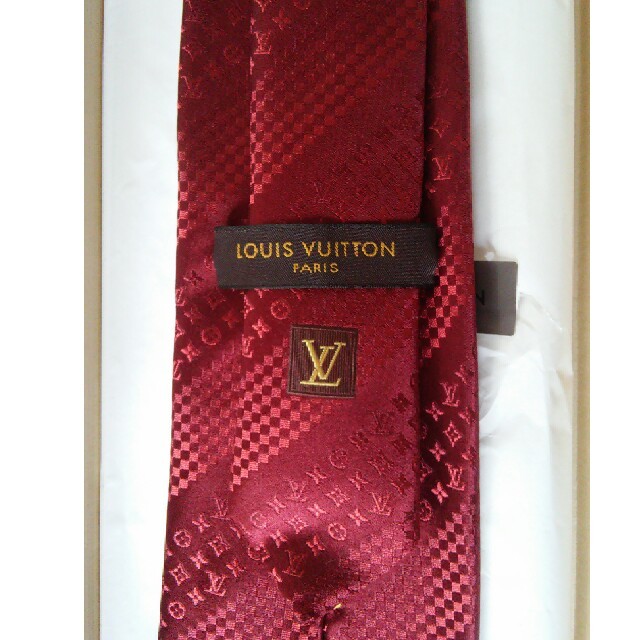 LOUIS VUITTON - ルイヴィトン モノグラム柄ネクタイ 赤 未使用品 箱