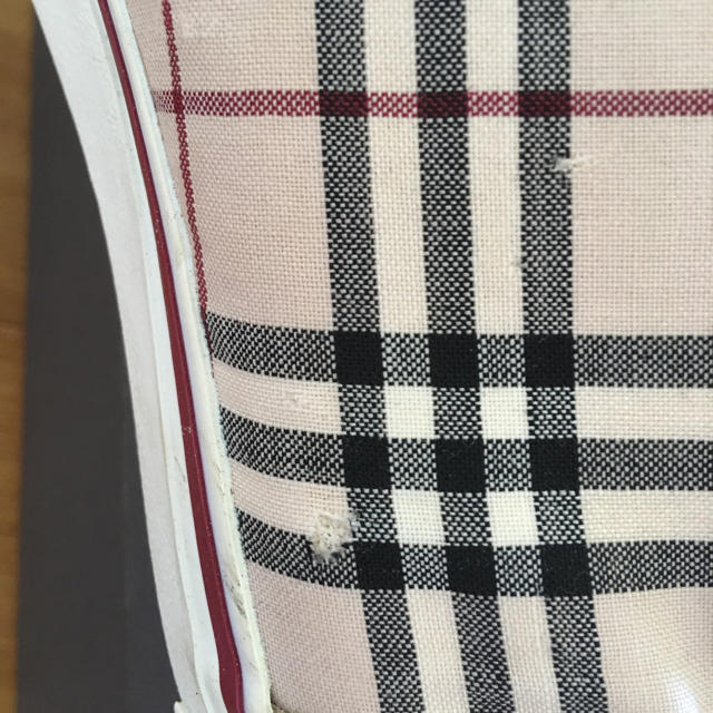 BURBERRY(バーバリー)のはる様専用　新品未使用Burberryスニーカー レディースの靴/シューズ(スニーカー)の商品写真