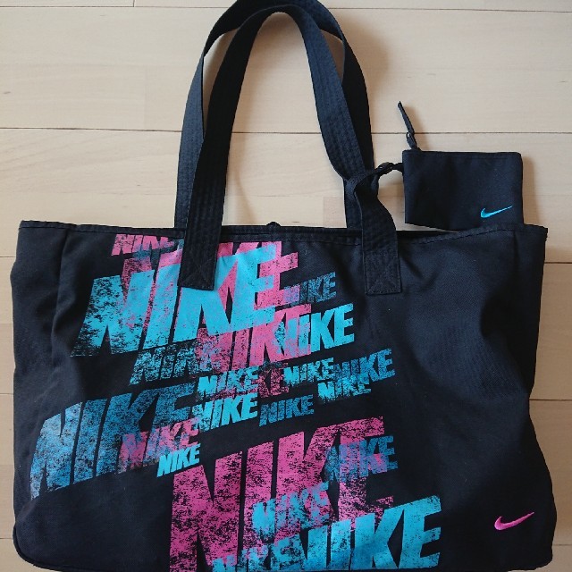 NIKE(ナイキ)の値下げしました。NIKEスポーツバック その他のその他(その他)の商品写真