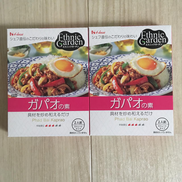 ハウス食品(ハウスショクヒン)のガパオの素 2個セット 食品/飲料/酒の加工食品(レトルト食品)の商品写真