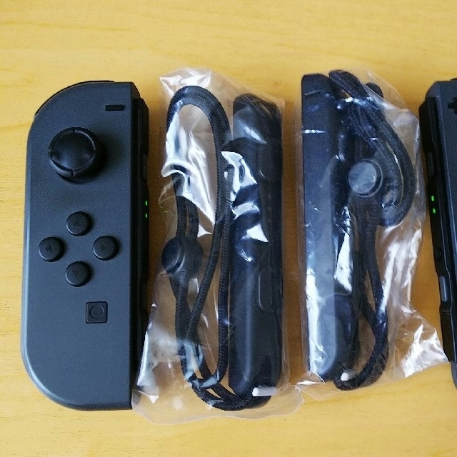 Nintendo Switch(ニンテンドースイッチ)のm3様専用Nintendo Switch ジョイコン  ジャンク品 エンタメ/ホビーのゲームソフト/ゲーム機本体(家庭用ゲーム機本体)の商品写真