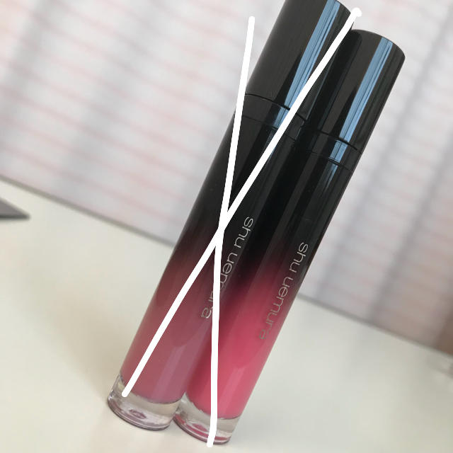 shu uemura(シュウウエムラ)のシュウウエムラ ラックシュプリア pk04  コスメ/美容のベースメイク/化粧品(リップグロス)の商品写真