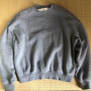 フィアオブゴッド(FEAR OF GOD)のFOG essentials xs grey sweat shirts (スウェット)