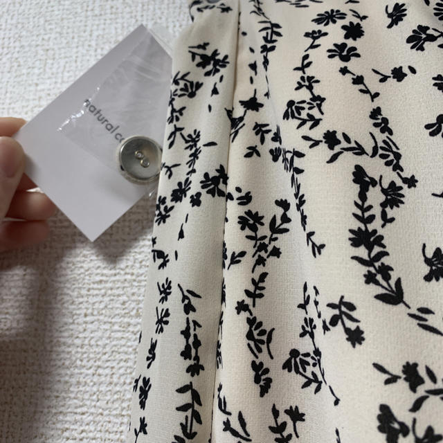 natural couture(ナチュラルクチュール)の小花柄マーメイドスカート＊ レディースのスカート(ひざ丈スカート)の商品写真