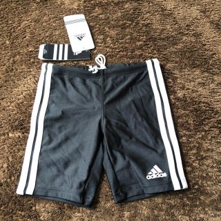 アディダス(adidas)の未使用♪  adidas  男児  水着  130(水着)