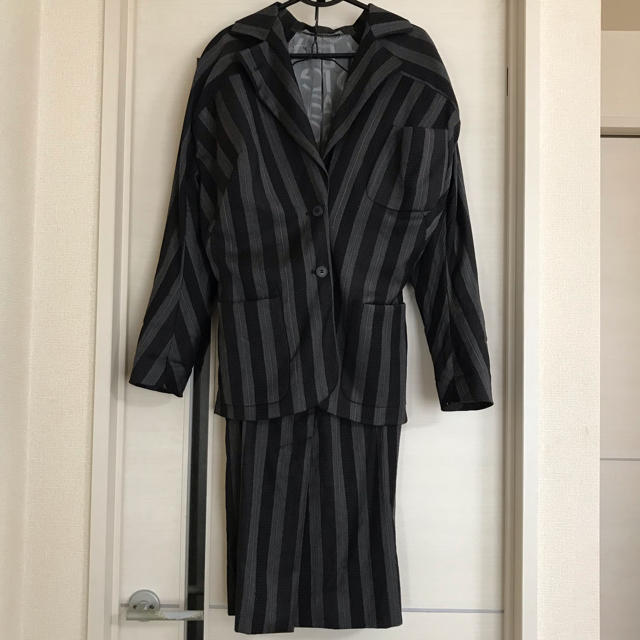 Vivienne Westwood(ヴィヴィアンウエストウッド)のヴィヴィアンウエストウッド セットアップ レディースのフォーマル/ドレス(スーツ)の商品写真