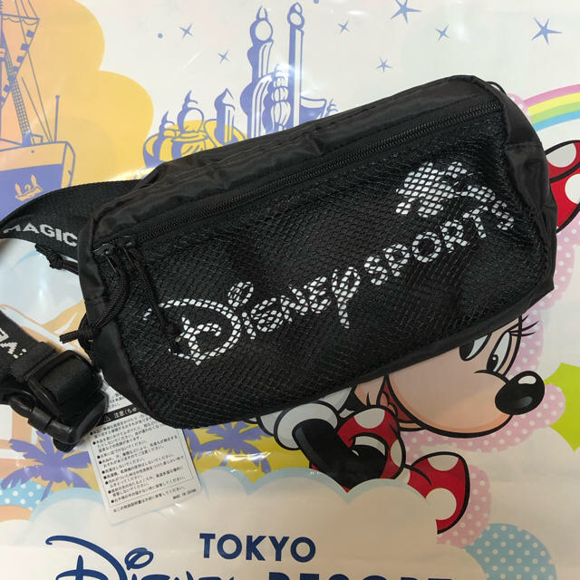 Disney(ディズニー)の新作♡ ディズニースポーツ ボディバッグ ディズニーリゾート レディースのバッグ(ボディバッグ/ウエストポーチ)の商品写真