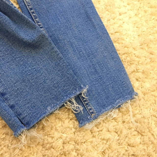 ZARA(ザラ)のZARAデニム レディースのパンツ(デニム/ジーンズ)の商品写真