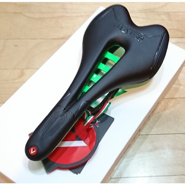 アスチュート Astute Skylite Taca VT