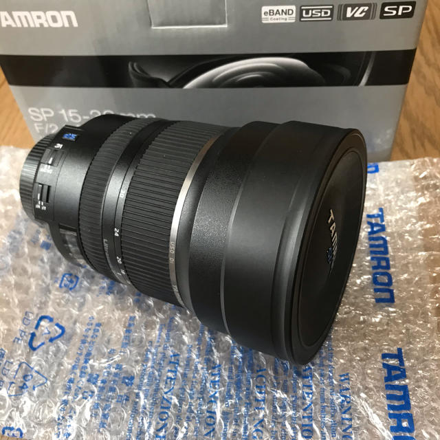 超人気の TAMRON NIKON用フルサイズ対応 大口径超広角ズームレンズ