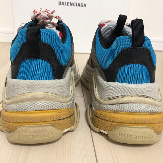 Balenciaga(バレンシアガ)のBALENCIAGA TripleS トリプルS マルチ サイズ40 メンズの靴/シューズ(スニーカー)の商品写真