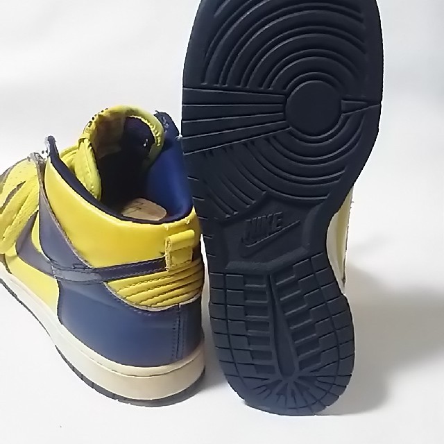 NIKE(ナイキ)の
希少98年製ビンテージ!ナイキ裏ダンクビンテージスニーカー希少カラー紺黄！

 メンズの靴/シューズ(スニーカー)の商品写真