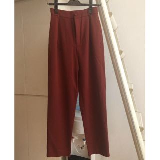 ザラ(ZARA)のzara カラーパンツ スラックス 新品未使用 (スラックス)