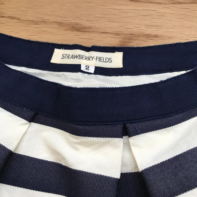 STRAWBERRY-FIELDS(ストロベリーフィールズ)のストロベリーフィールズ  フレアスカート レディースのスカート(ひざ丈スカート)の商品写真