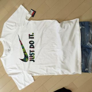 ナイキ(NIKE)のナイキ 新品 Tシャツ(Tシャツ/カットソー(半袖/袖なし))