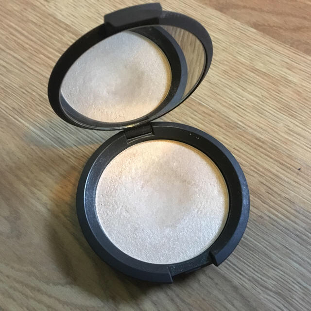 Sephora(セフォラ)の専用 Becca highlight コスメ/美容のベースメイク/化粧品(フェイスパウダー)の商品写真