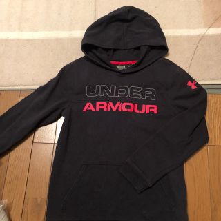 アンダーアーマー(UNDER ARMOUR)のUNDER  ARMOUR パーカー  黒 YXL(パーカー)