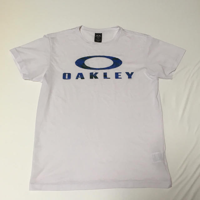 Oakley(オークリー)のオークリー Tシャツ メンズのトップス(Tシャツ/カットソー(半袖/袖なし))の商品写真