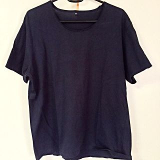 ムジルシリョウヒン(MUJI (無印良品))の美品 MUJI 綿100 紺カットソー(Tシャツ/カットソー(半袖/袖なし))