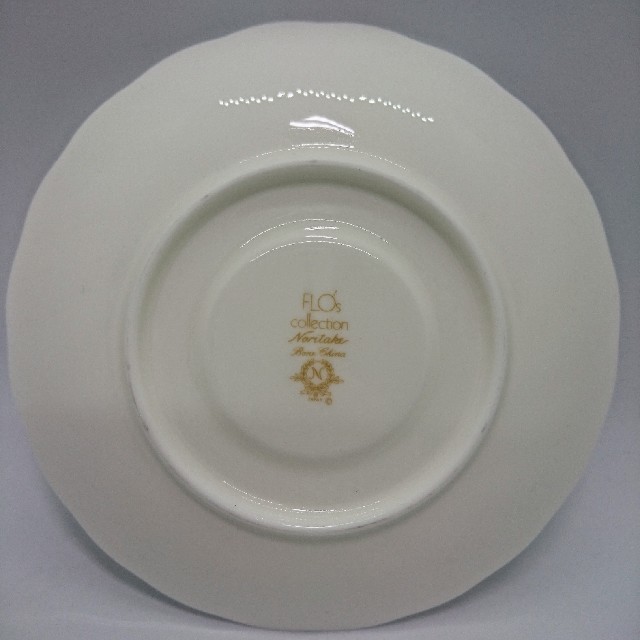 Noritake(ノリタケ)のNoritake FLOs  ティー兼用カップ&ソーサー2客セット インテリア/住まい/日用品のキッチン/食器(食器)の商品写真