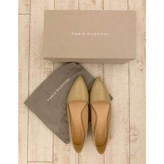 ファビオルスコーニ(FABIO RUSCONI)の美品 Fabio Rusconi ベージュ パンプス 37.5(ハイヒール/パンプス)