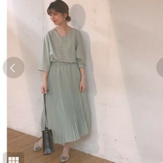 ナチュラルクチュール(natural couture)の※MOJO様専用※【natural couture】おしゃれプリーツワンピース(ロングワンピース/マキシワンピース)