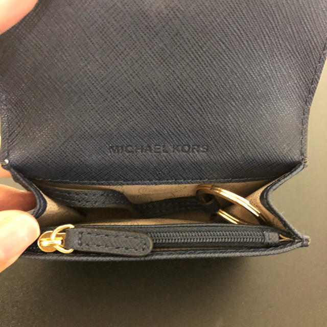 Michael Kors(マイケルコース)のマイケルコース 定期入れ レディースのファッション小物(名刺入れ/定期入れ)の商品写真