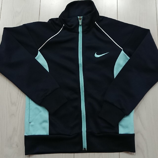 NIKE(ナイキ)のNIKE☆ジャージ上下＋ハーフパンツセット キッズ/ベビー/マタニティのキッズ服女の子用(90cm~)(その他)の商品写真