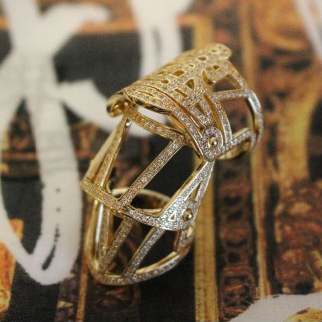 新品 ヴィヴィアン Giuseppa Armour Ring Мゴールド付属品 - リング(指輪)