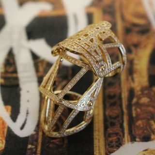 Vivienne Westwood(ゴールド/金色系)のフリマアイテム一覧 Vivienne Westwood(ゴールド/金色系)のフリマアイテム一覧
